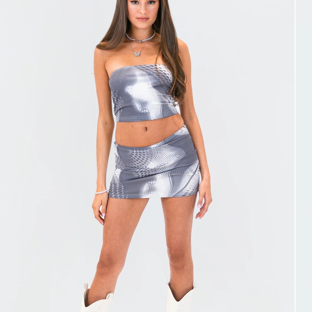 Edikted skirt and tube top set